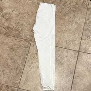 Lorna Jane Cream Leggings